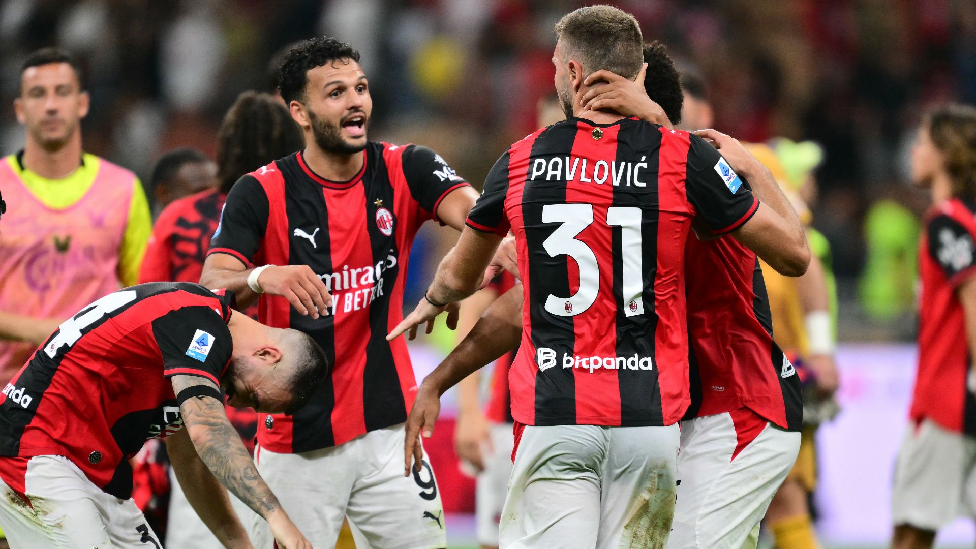 ما القنوات الناقلة لمباراة بورنموث وميلان في الدوري الأوروبي 2026-2027؟ وكيف تشاهدها عبر الإنترنت؟
