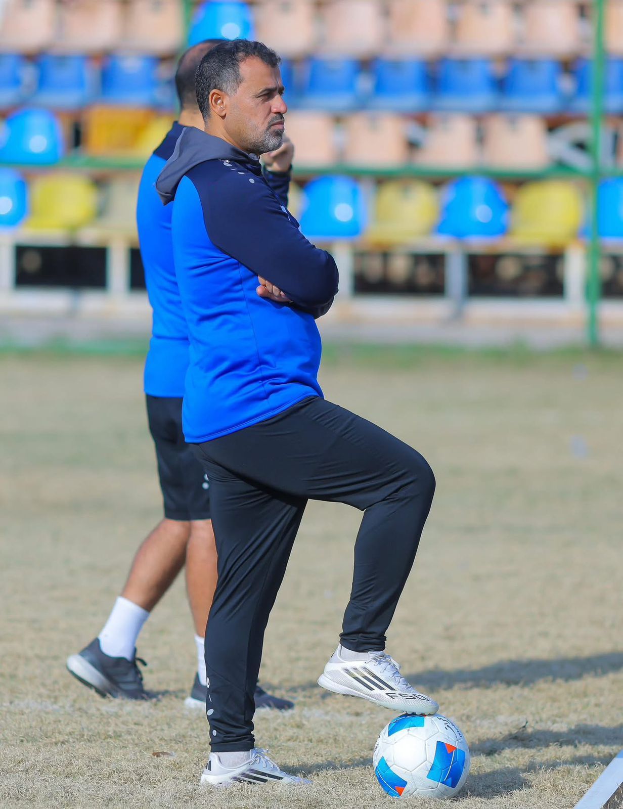 عماد محمد مدرب المنتخب الأولمبي العراقي