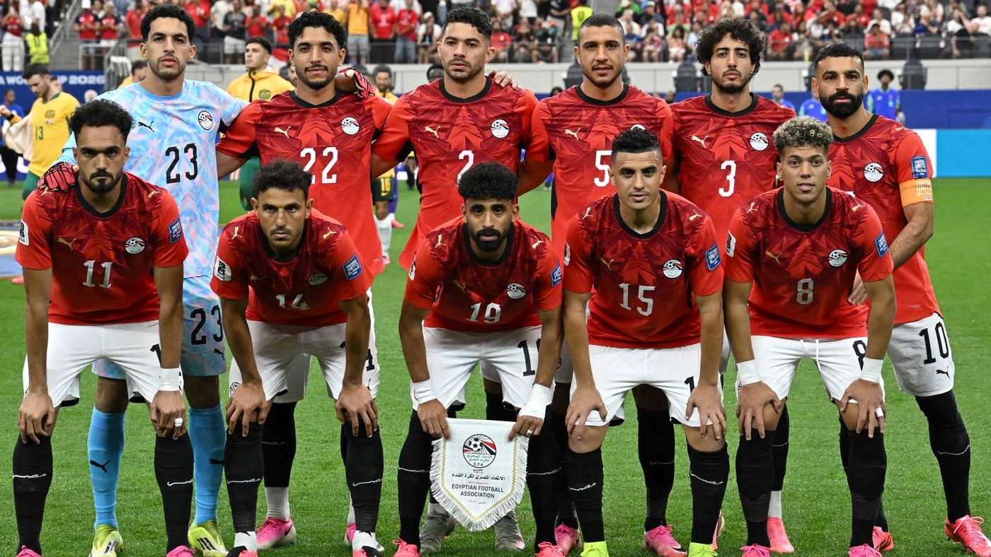 مدافع مصر: نخوض مباراة للتاريخ.. وسنجعل بلدنا فخورًا بنا