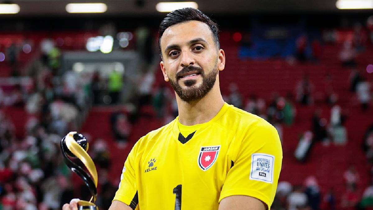 يزيد أبو ليلى حارس مرمى منتخب الأردن