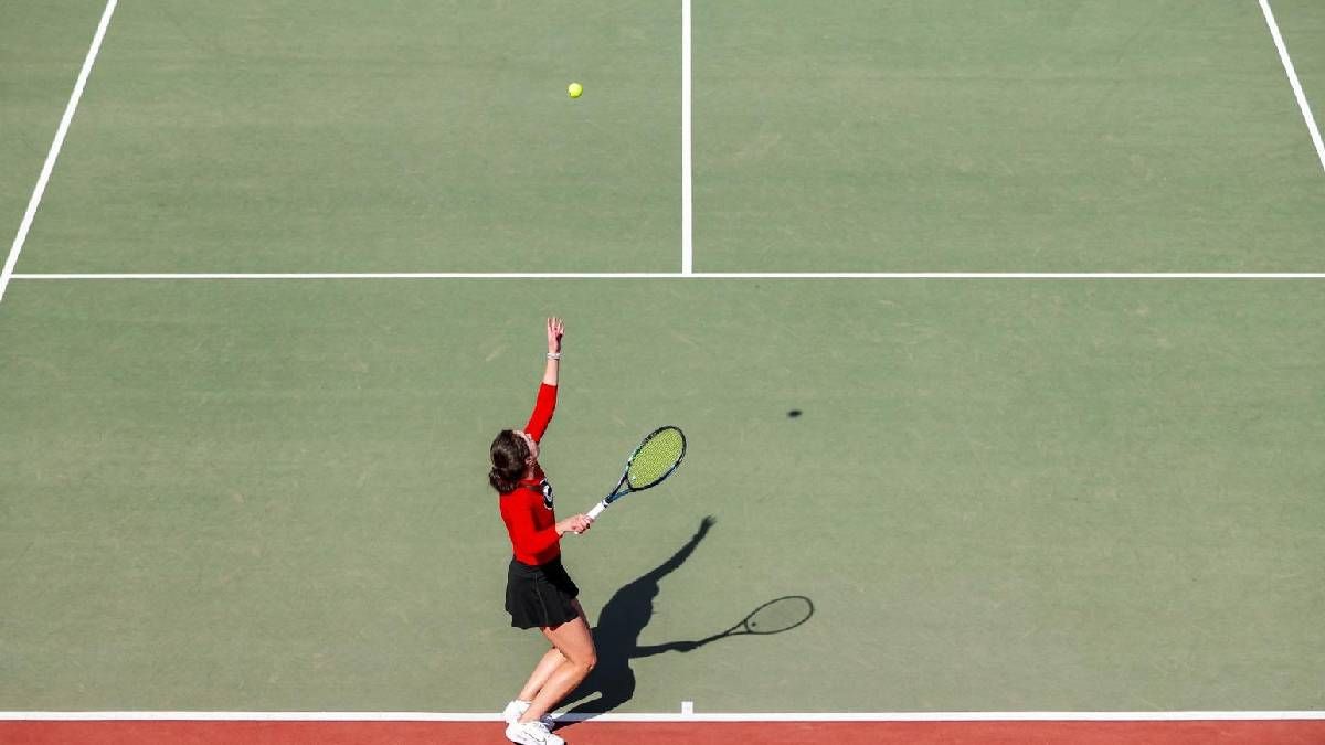 لاعبة تنس صورة أرشيفية