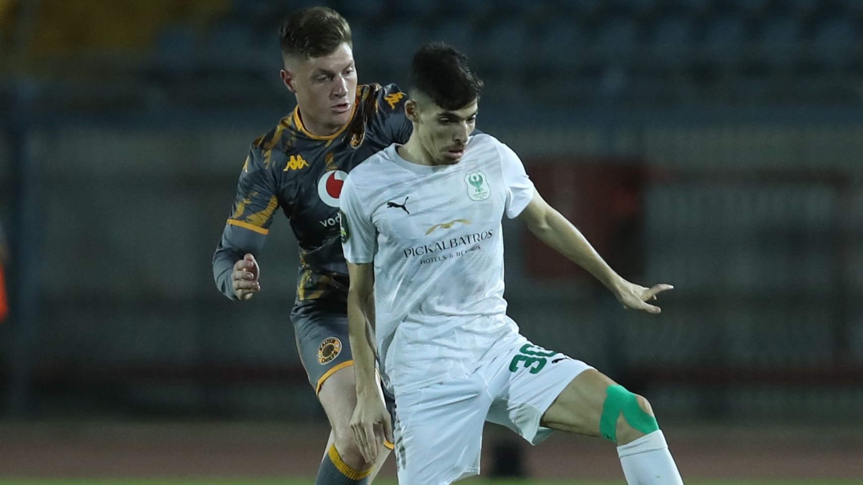 Abderrahim Deghmoum Al Masry e Bradley Cross Kaizer Chiefs