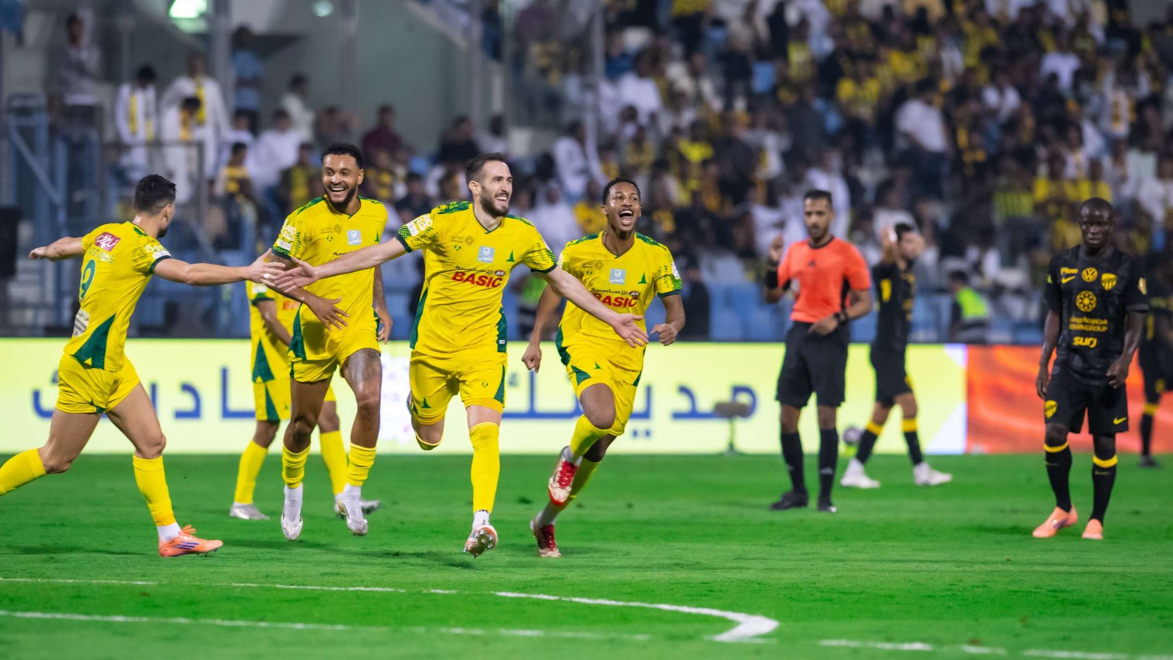 فريق الخليج