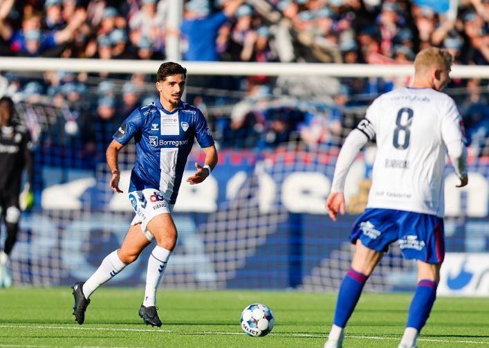 ايمار شير لاعب منتخب العراق