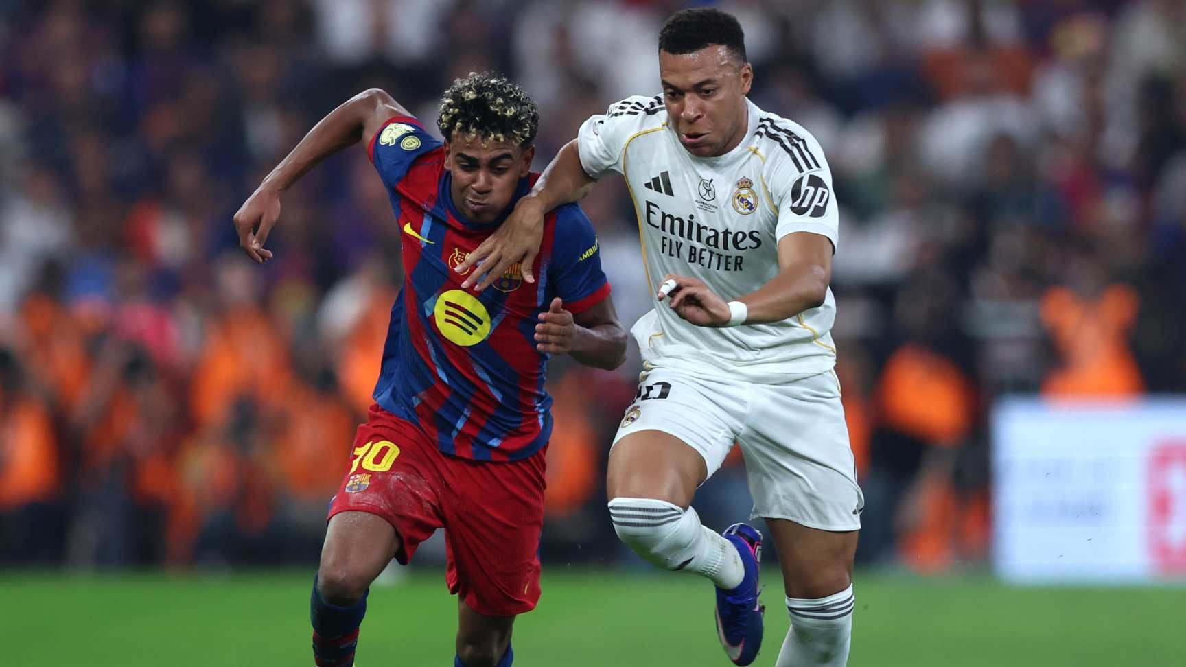 الذكاء الاصطناعي يجيب.. ما النتيجة المتوقعة لكلاسيكو برشلونة وريال مدريد؟