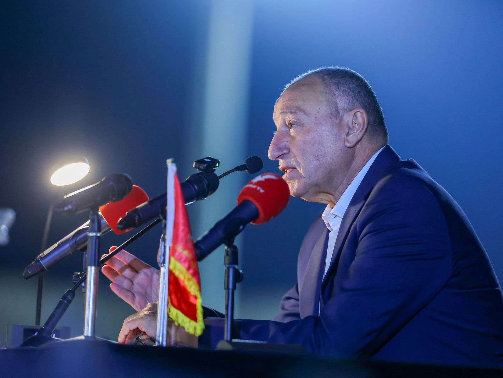 محمود الخطيب رئيس الأهلي