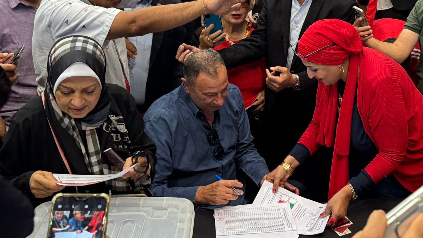 محمود الخطيب في اجتماع الجمعية العمومية بالنادي الأهلي