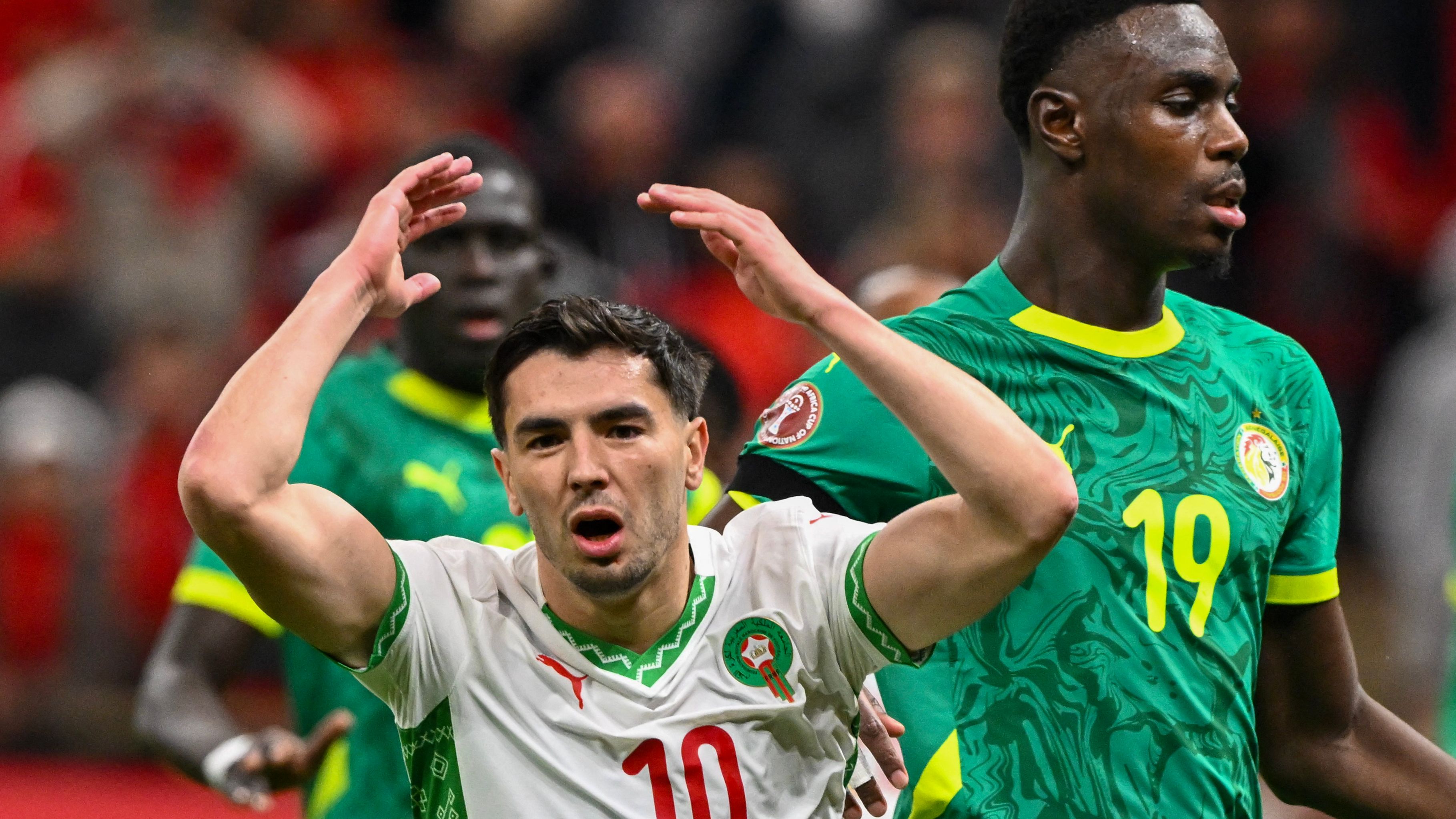 Sergio Ramos apoya a Brahim Díaz tras la final de la CAN