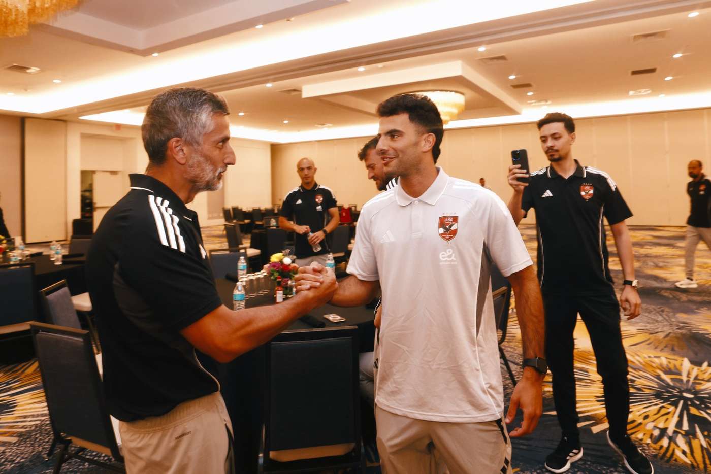 زيزو مع خوسيه ريبيرو مدرب الأهلي