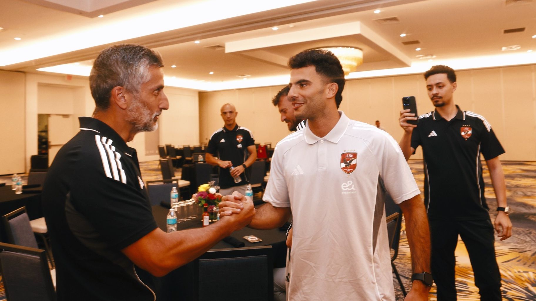 زيزو مع خوسيه ريبيرو مدرب الأهلي