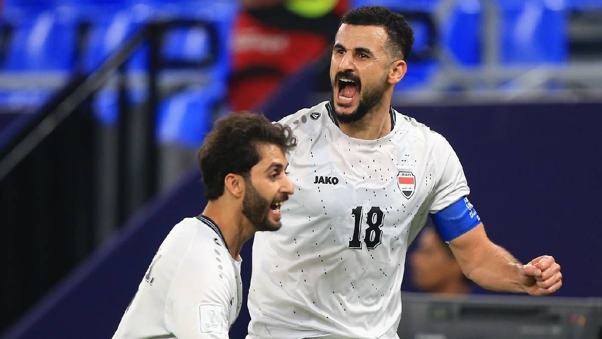 Photo du match Irak contre Soudan en Coupe arabe avec Ayman Hussein et Kaowasi Abiah