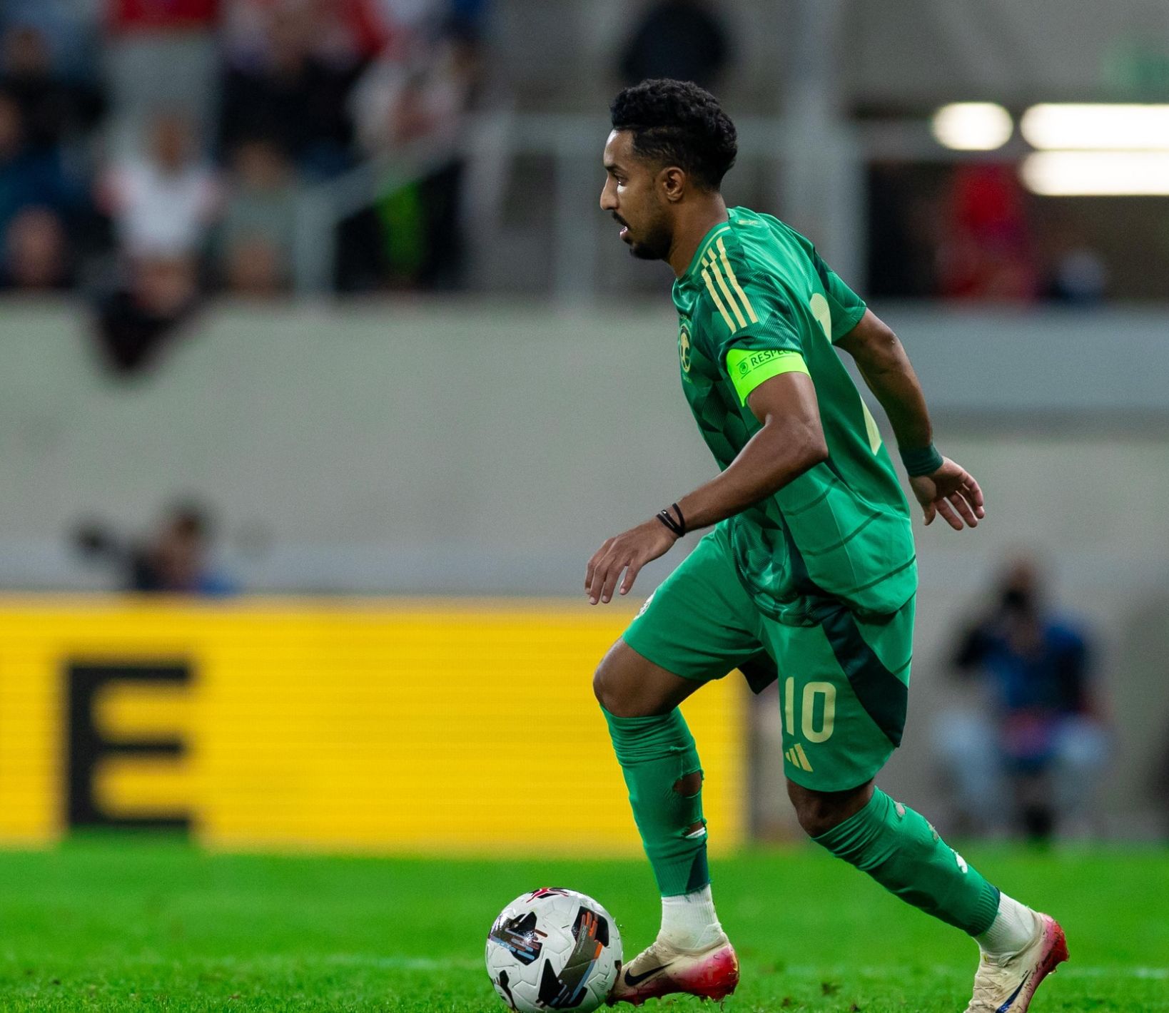 سالم الدوسري - Salem Al-Dawsari