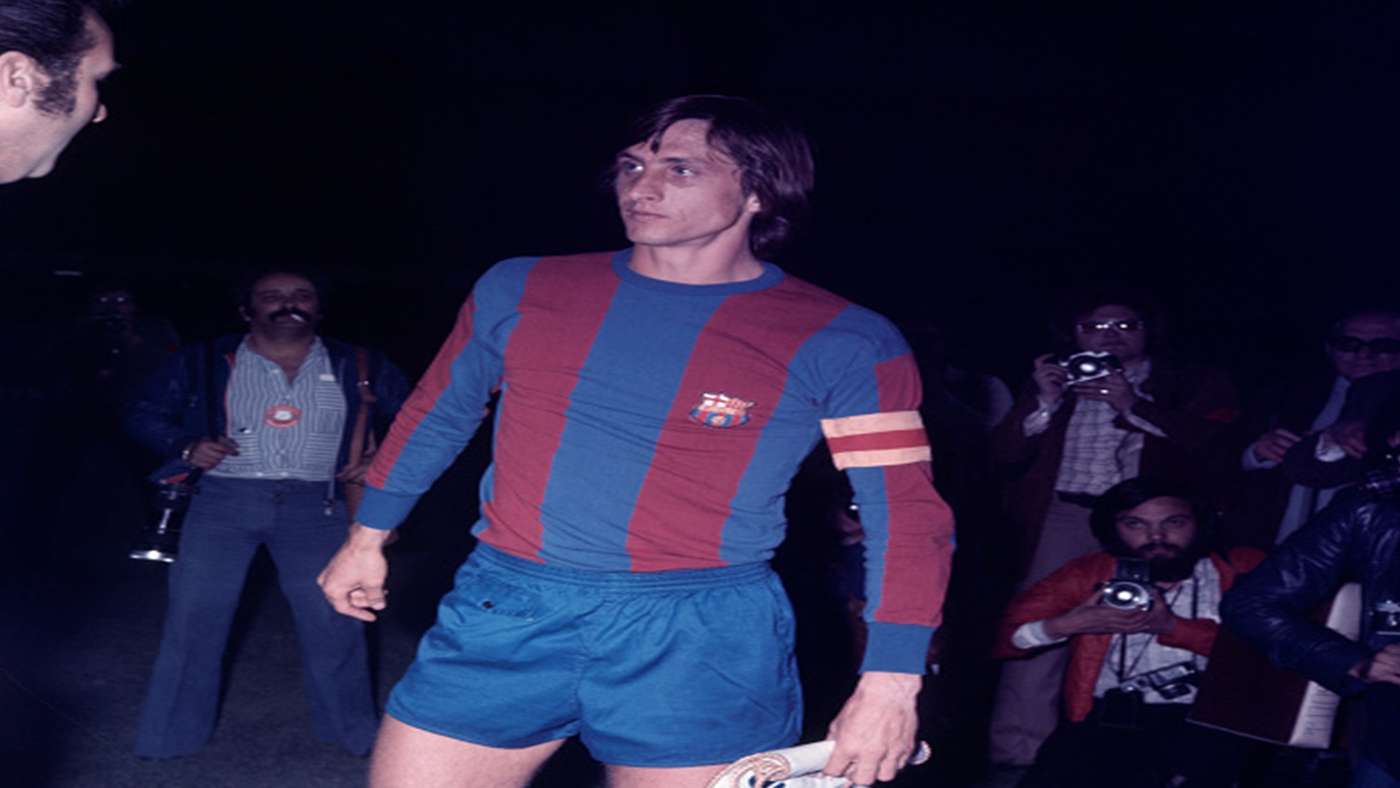 Cruyff nel Clasico Madrid-Barcellona wind 1974 foto