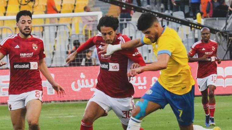 أحمد الشيخ في مباراة سابقة بين الإسماعيلي والأهلي