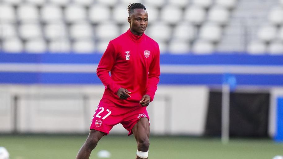 Mathias Oyewusi signe au Raja Casablanca