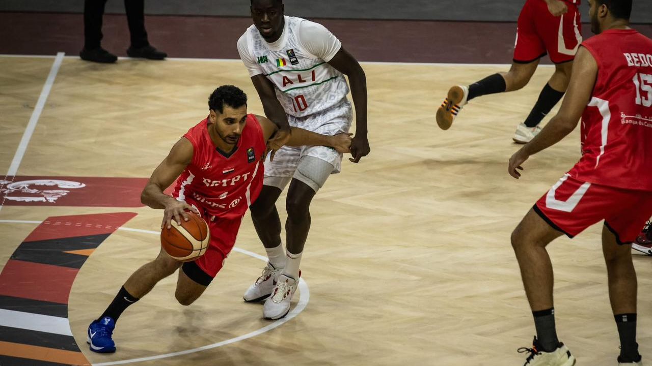 مباراة مصر ومالي في بطولة أفريقيا لكرة السلة