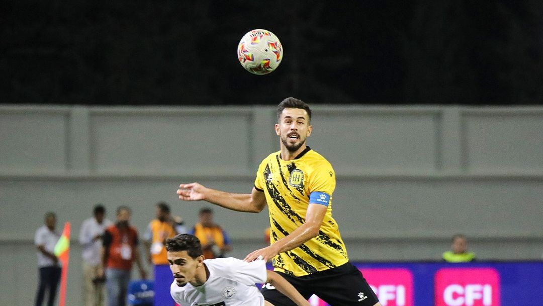 مباراة الحسين إربد والرمثا في الدوري الأردني