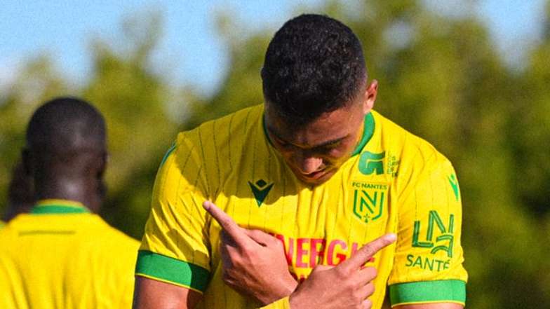 مصطفى محمد مهاجم نانت الفرنسي