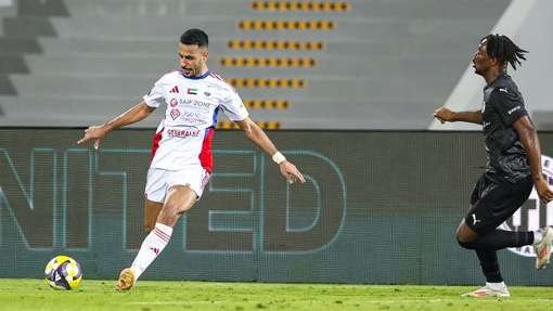 Foto de United contra Sharjah en la Copa Presidente de los Emiratos
