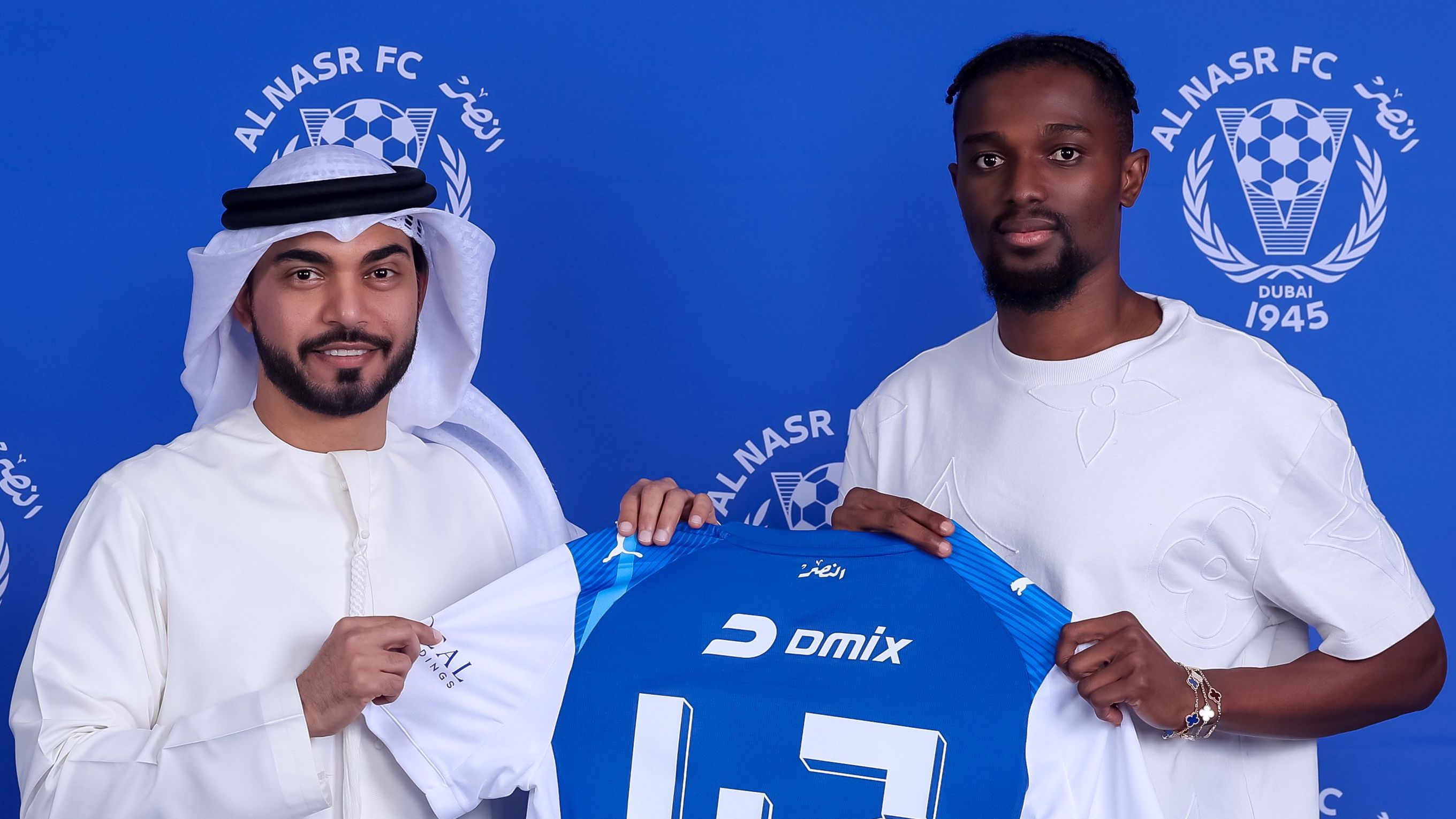 تعاقد النصر الإماراتي مع مينساه