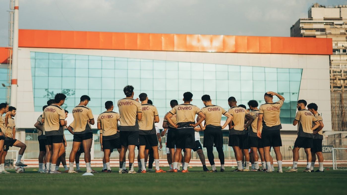 أول المغادرين.. مدافع الزمالك يطرق أبواب الرحيل