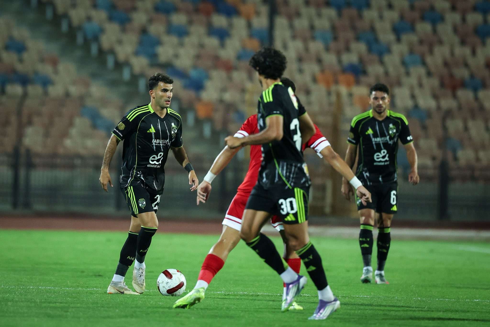 مباراة الأهلي ومودرن في الدوري المصري