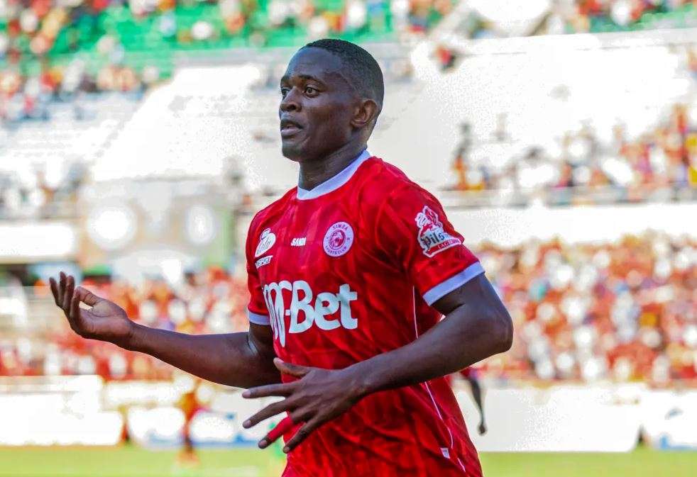 الكاميروني ليونيل أتيبا مهاجم سيمبا التنزاني