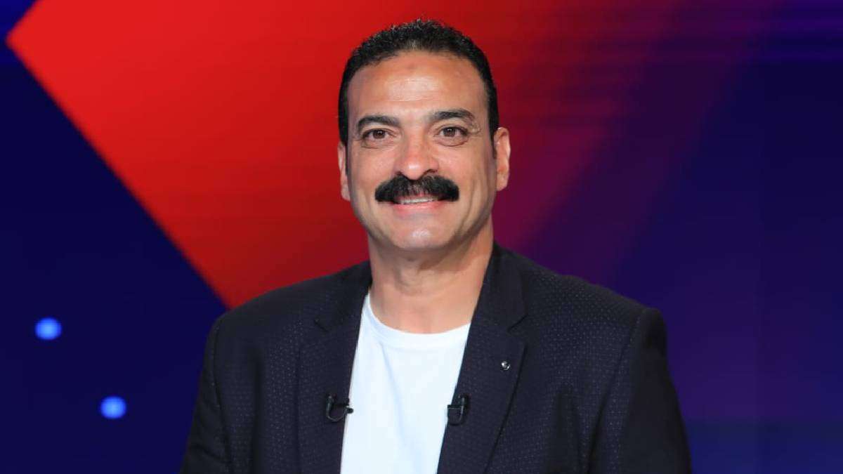 عمرو الحديدي مدافع الأهلي ومنتخب مصر السابق