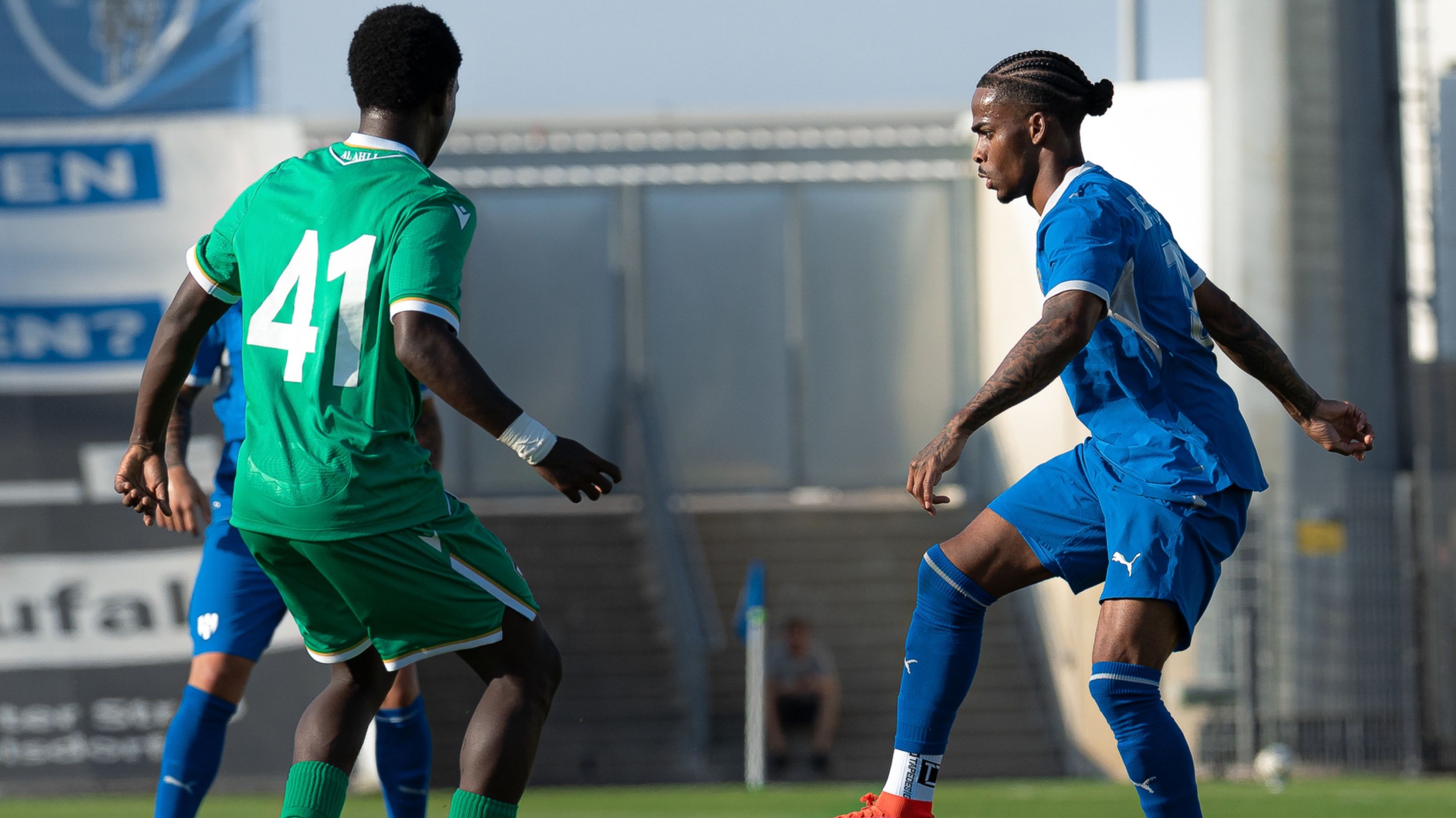 فيديو: سامرفيل ينثر سحره مع الهلال بهدف مذهل