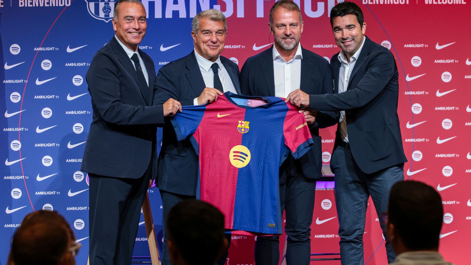 Rafa Yuste, Joan Laporta, Hansi Flick, Deco