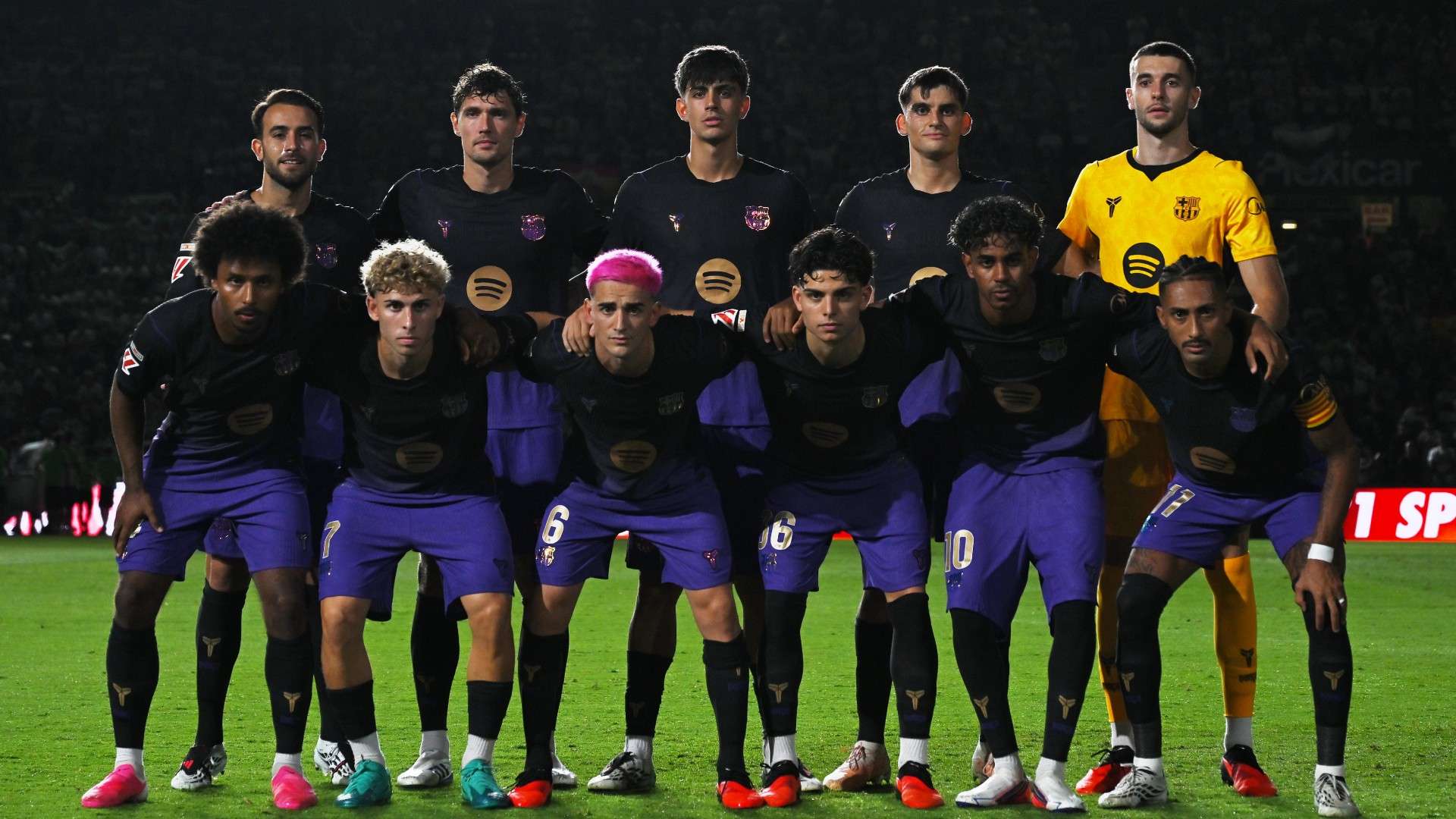 barcelona-team photo-20260823