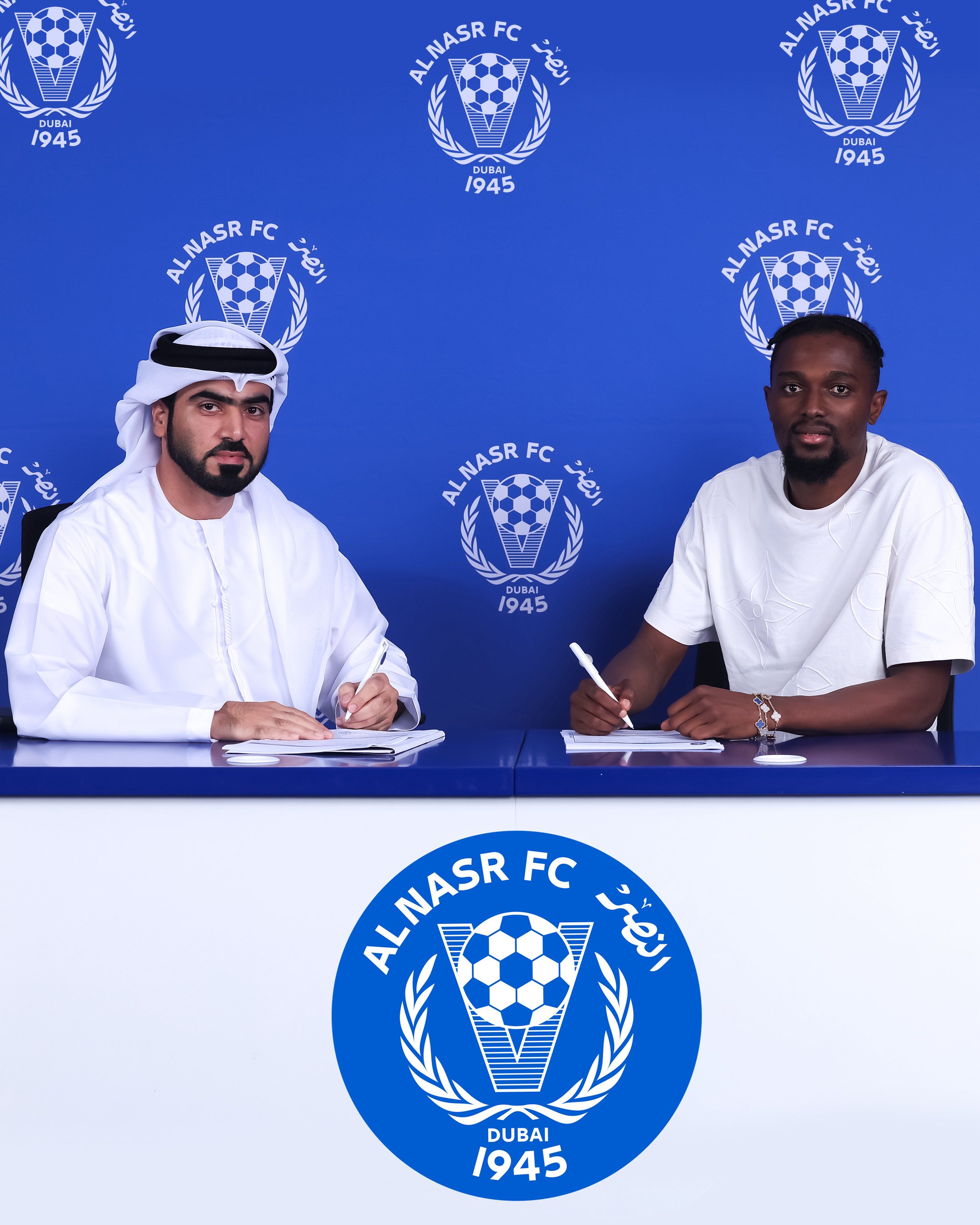 تعاقد النصر الإماراتي مع مينساه