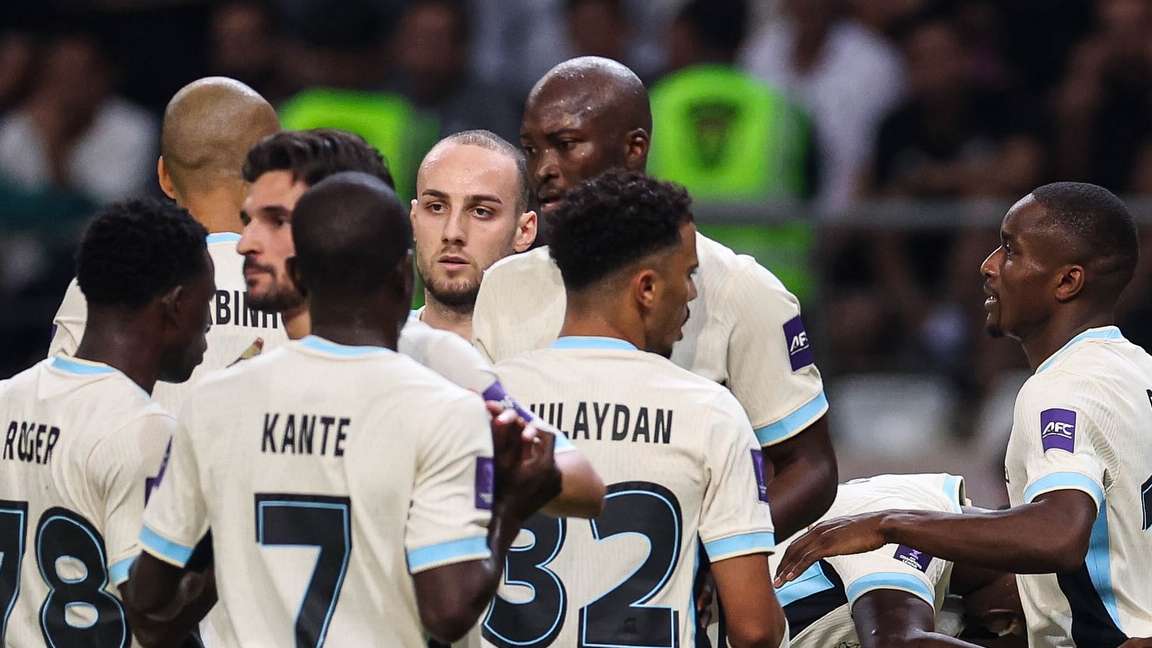 foto de Al-Ittihad goleando a Al-Shorta en la Liga de Campeones de Asia Elite