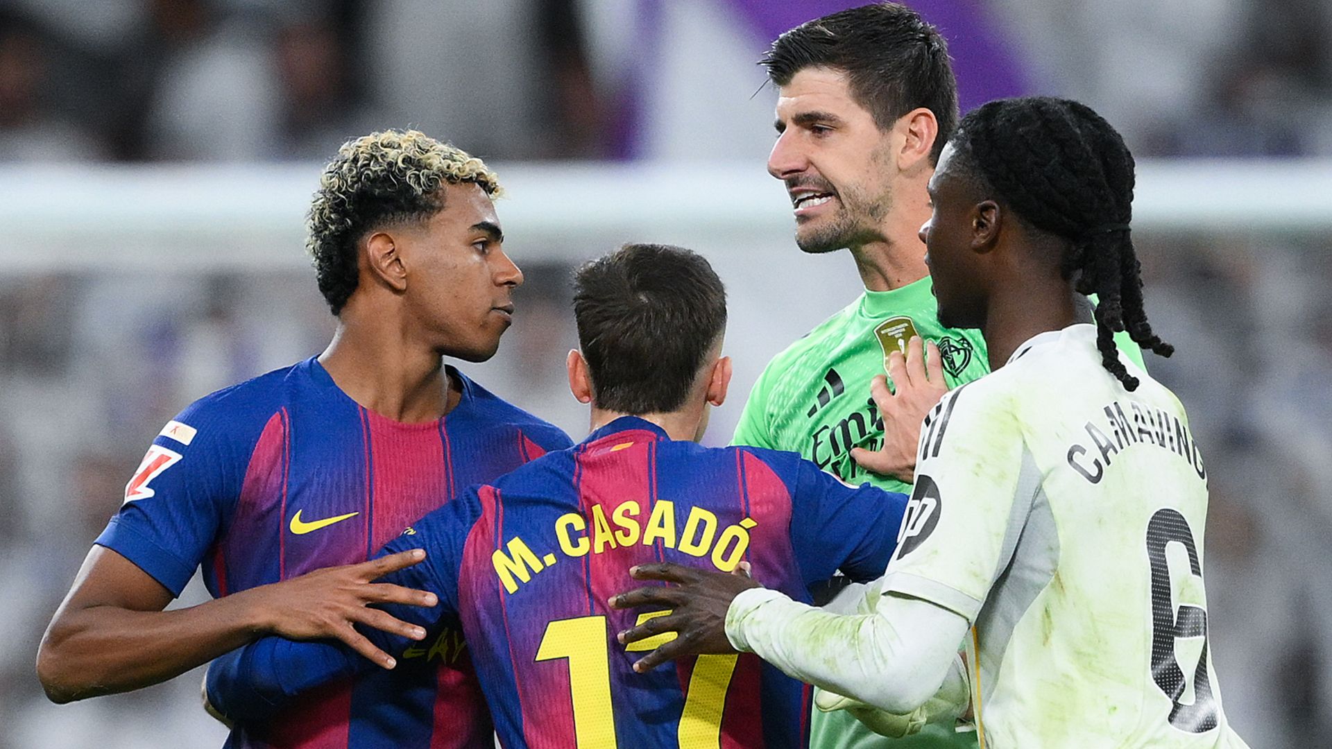 الليجا تكشف ثروات الكبار.. ريال مدريد وبرشلونة يهربان بعيدًا عن باقي إسبانيا