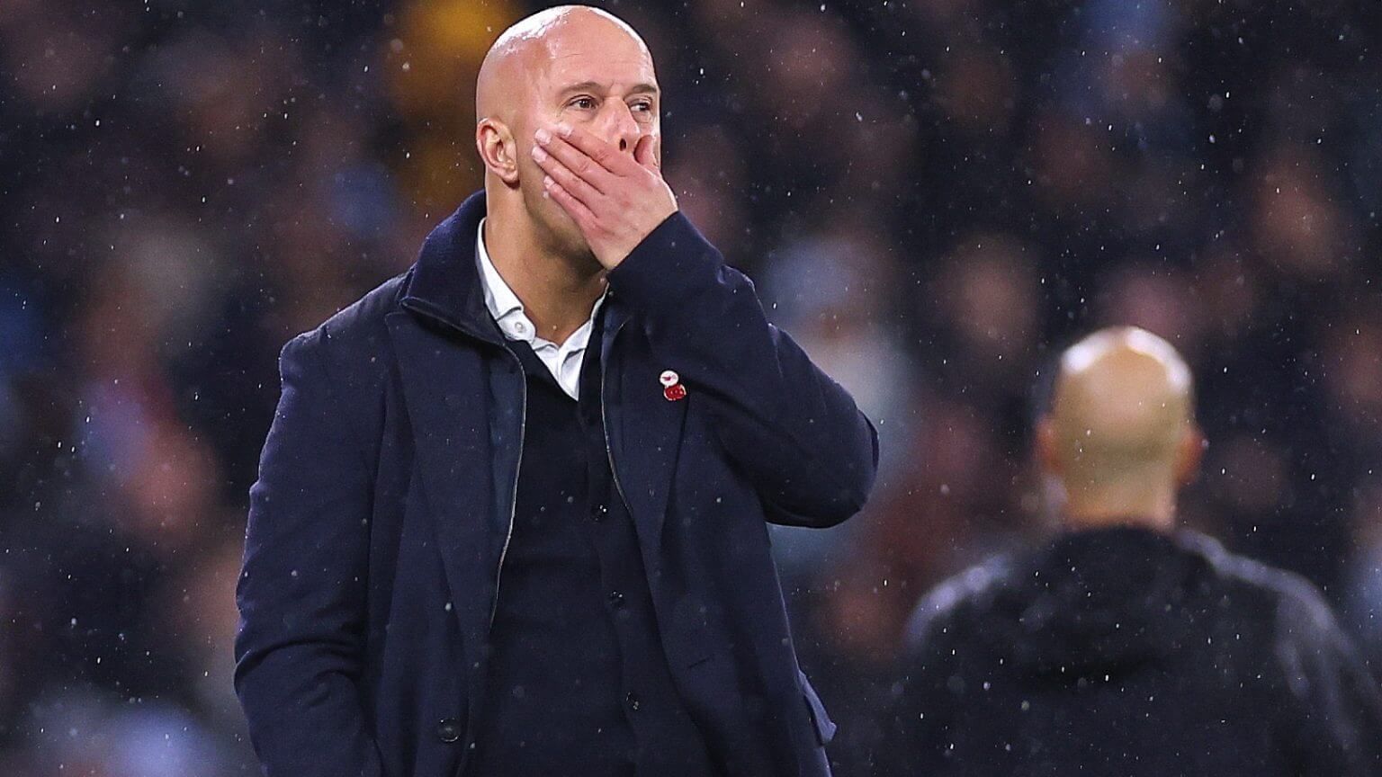 Arne Slot à Liverpool en 2026: tensions internes et débats sur le mercato