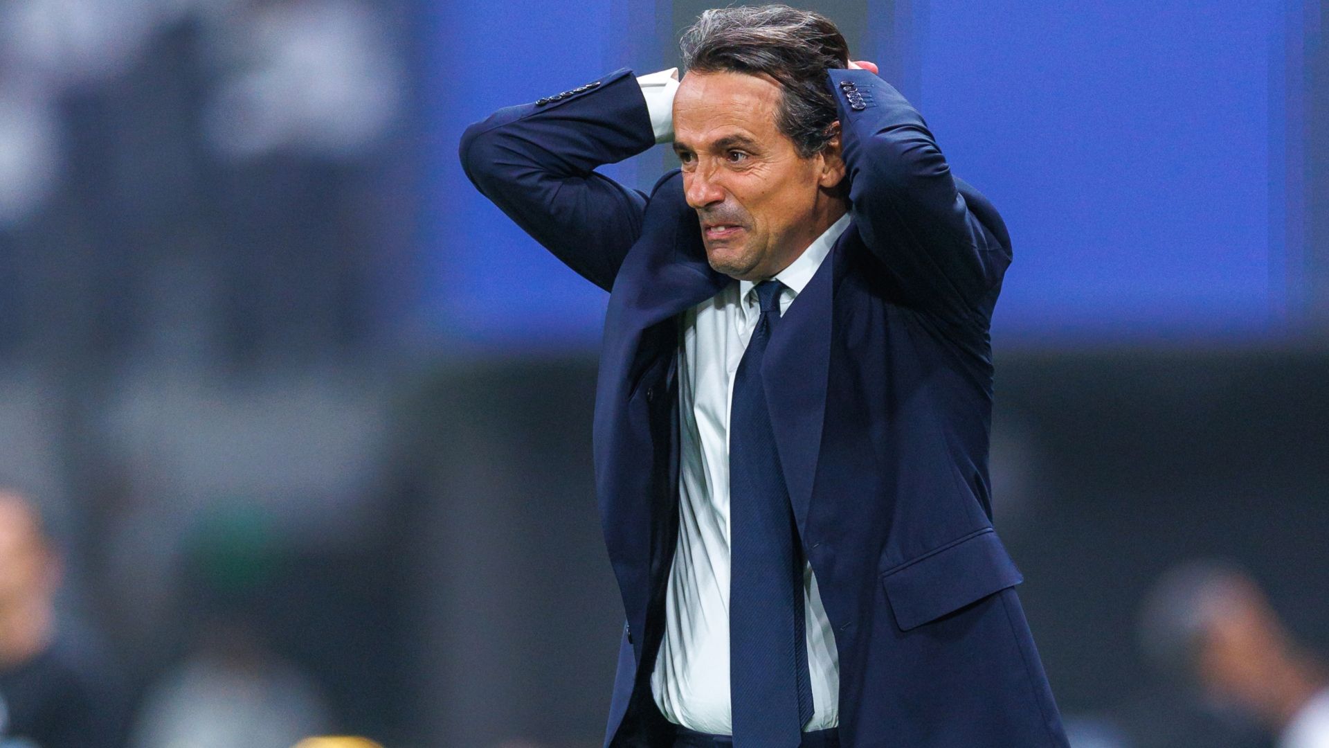 ثورة التغيير تهدد الهلال وريال مدريد: الحرب على سيميوني تشتعل وكونتي جاهز للانضمام