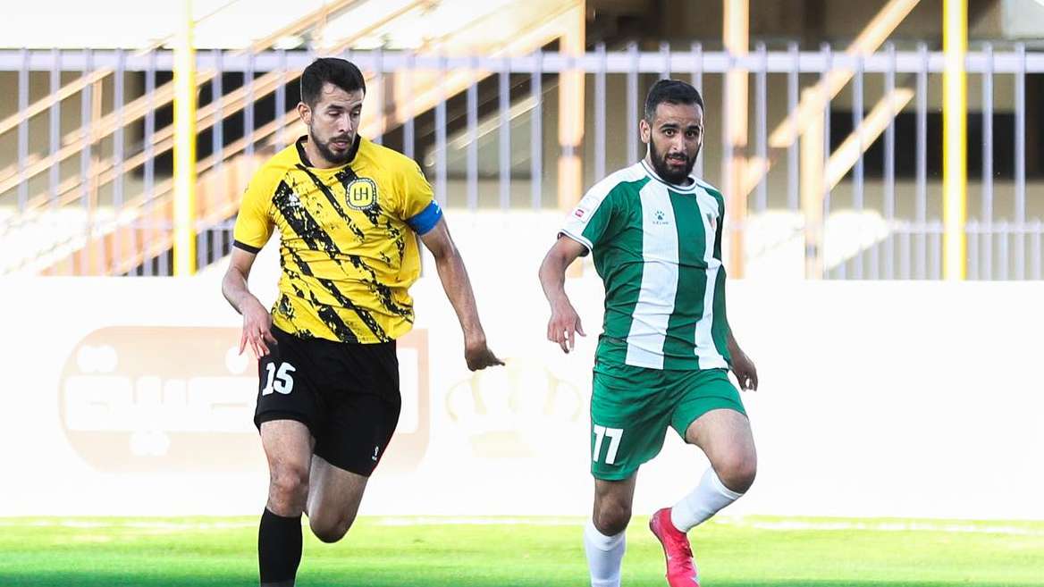 مباراة الحسين إربد والأهلي