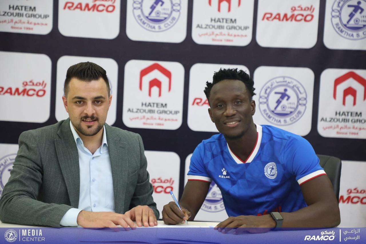 اللاعب الغاني داركو يوقع للرمثا الأردني