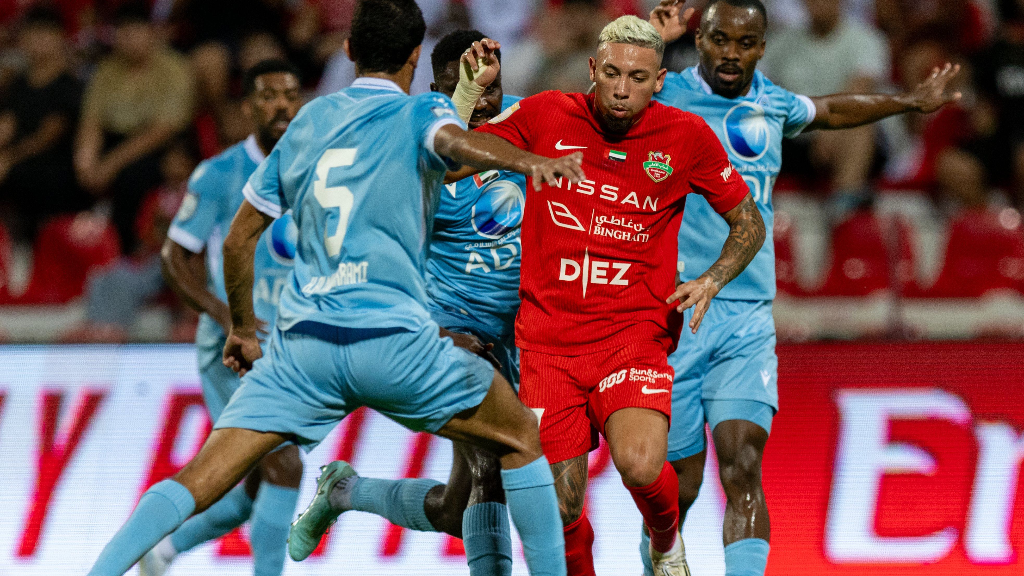 شباب الأهلي يهزم بني ياس