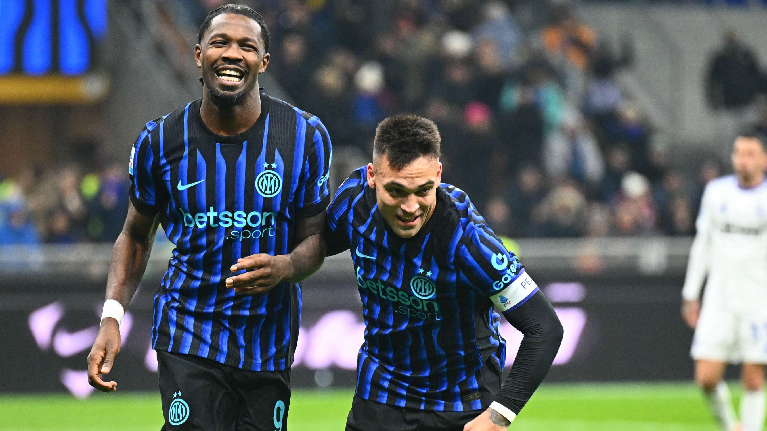 Thuram Lautaro Martinez Inter desktop