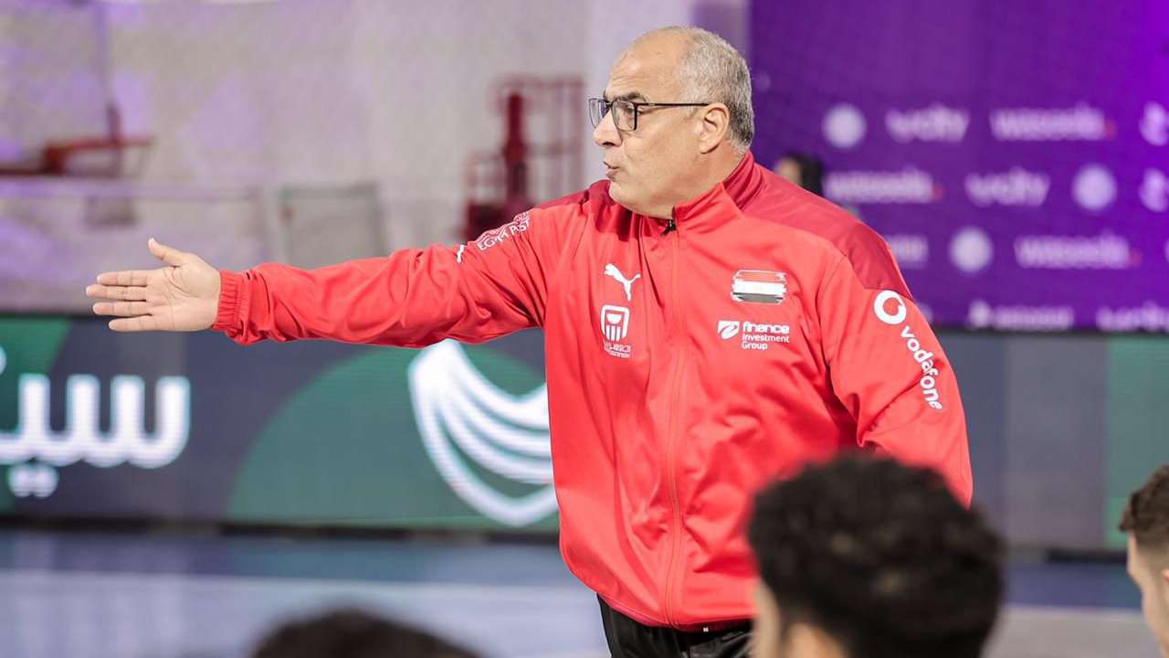 طارق محروس مدرب منتخب مصر لكرة اليد للناشئين