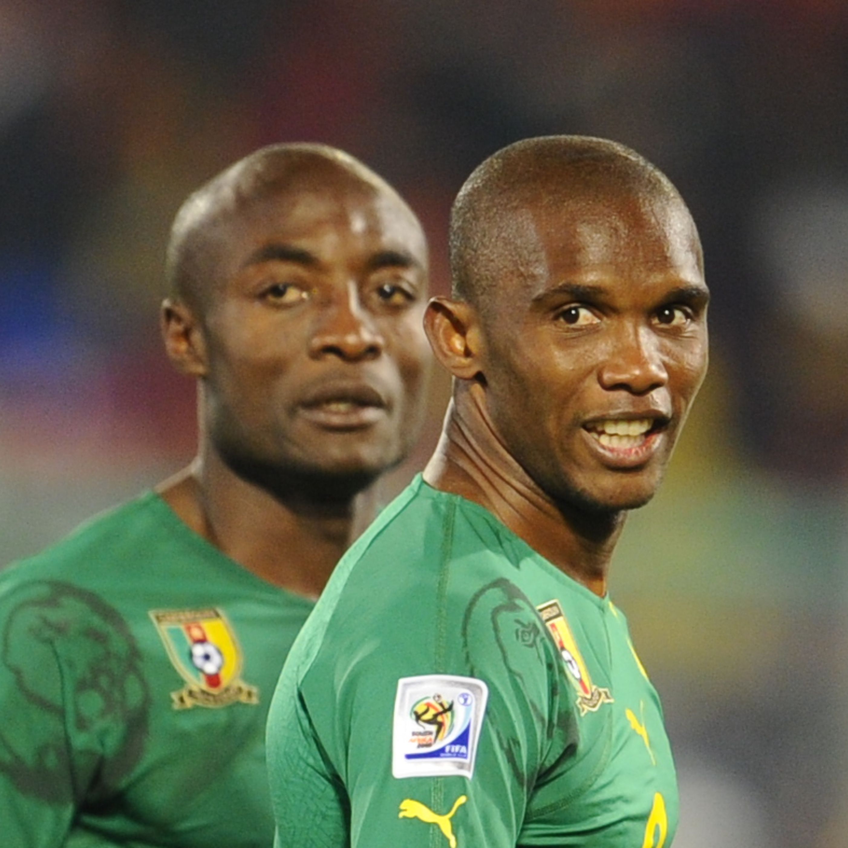 Cameroon's striker Samuel Eto'o (R) and