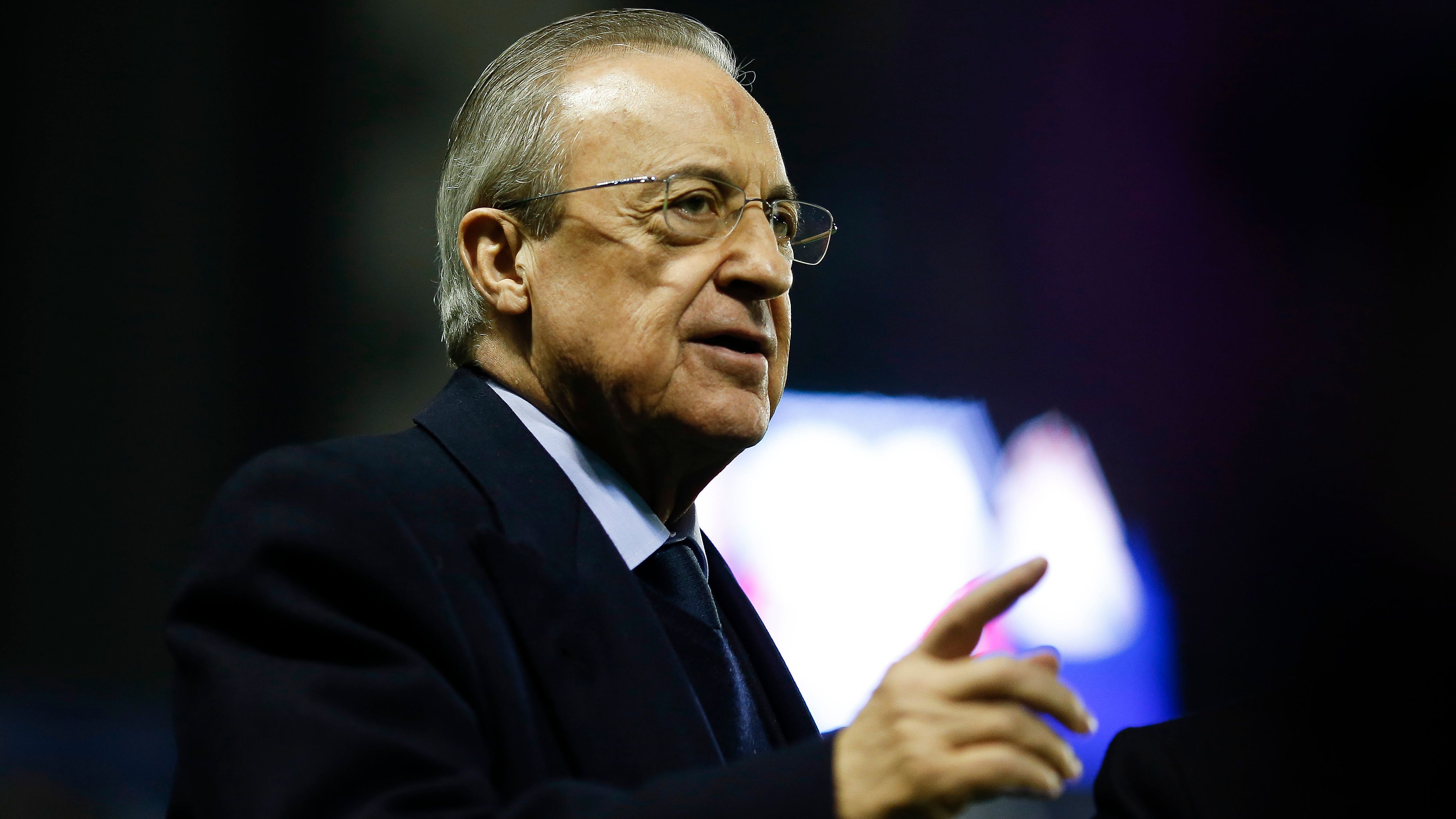 بيريز يخسر معركته.. ريال مدريد يتخلى عن حلم السوبر ليج لصالح كرة القدم الأوروبية