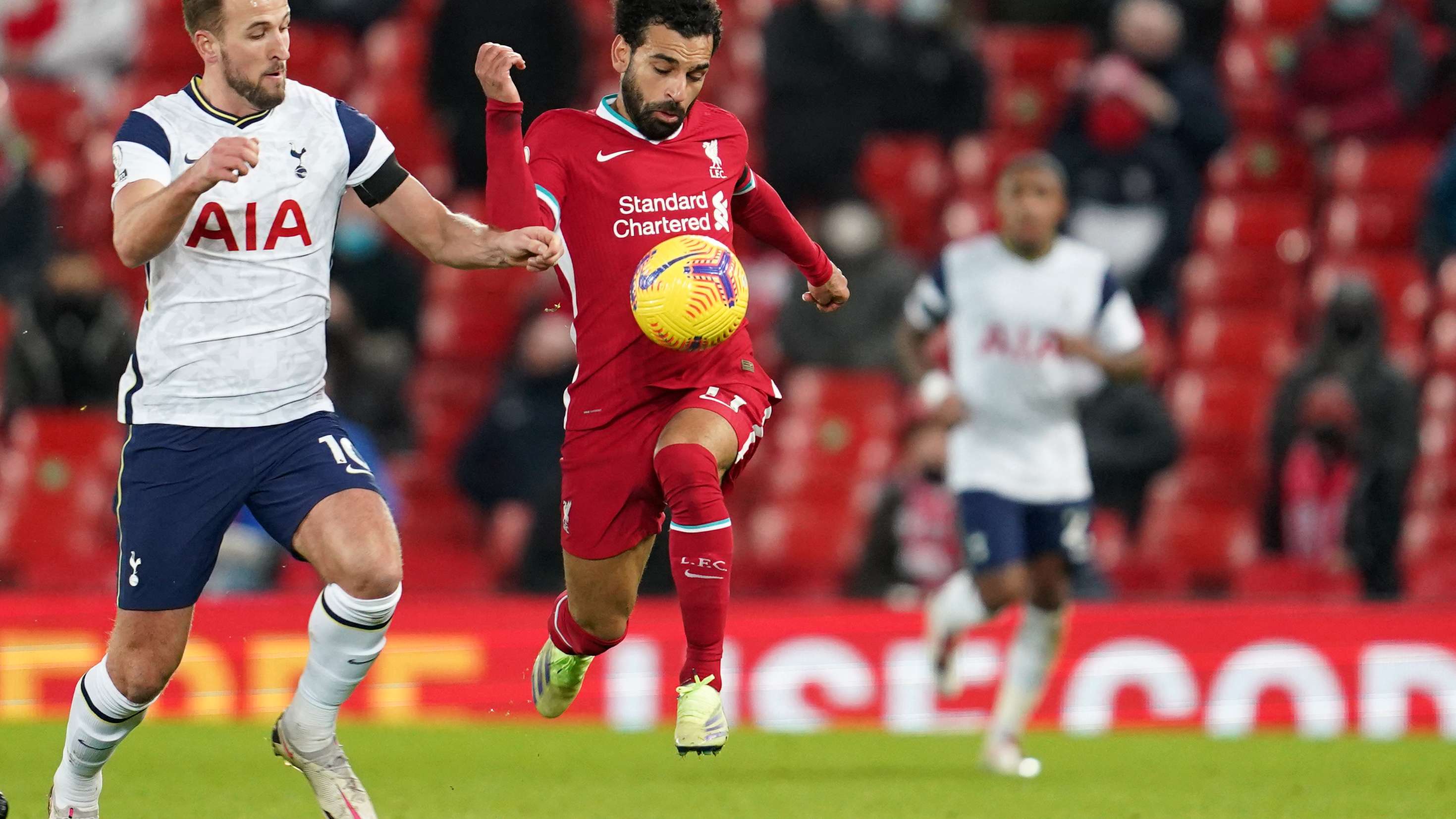TOPSHOT-FBL-ENG-PR-LIVERPOOL-TOTTENHAM