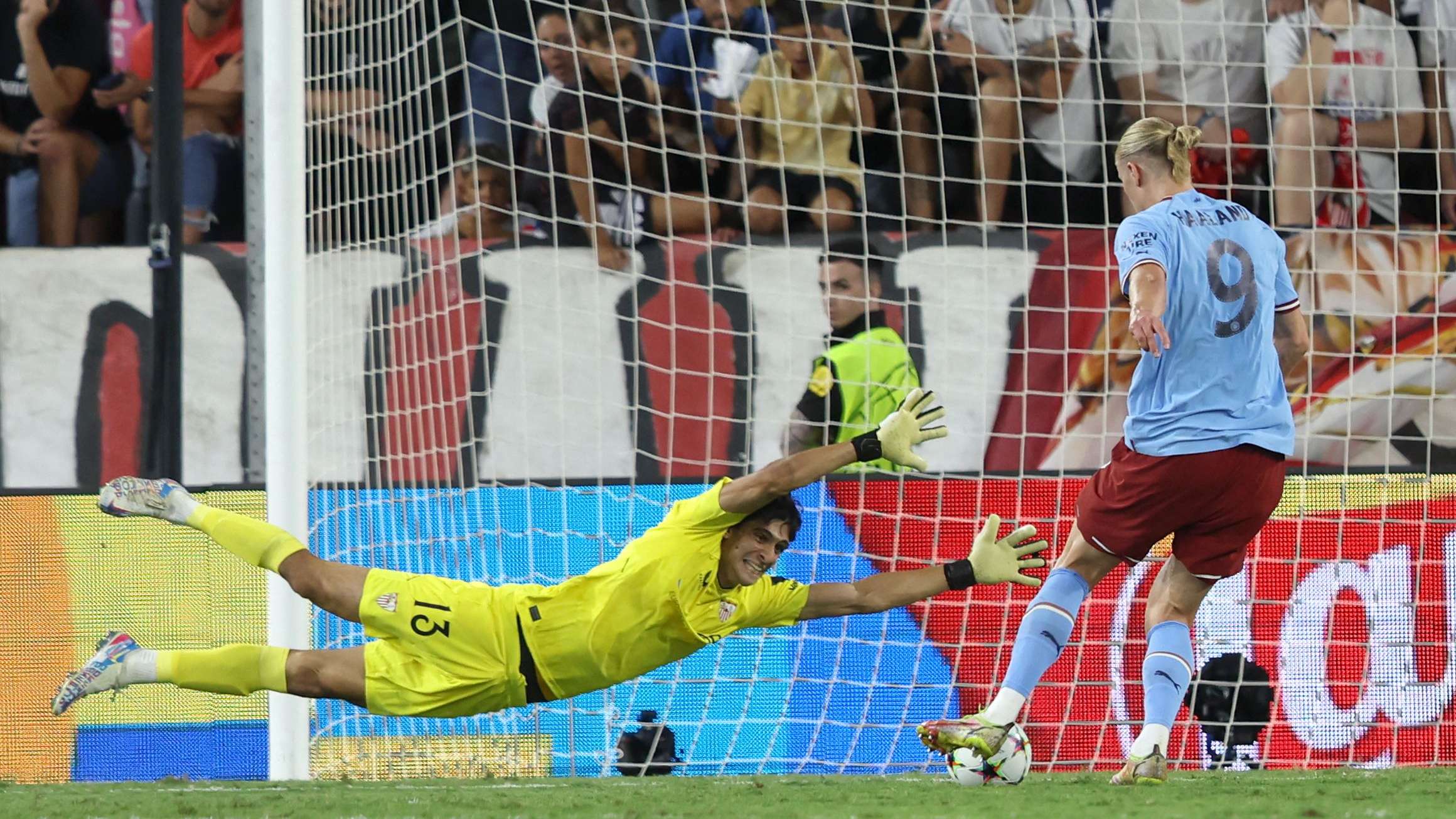 FBL-EUR-C1-SEVILLA-MANCHESTER CITY