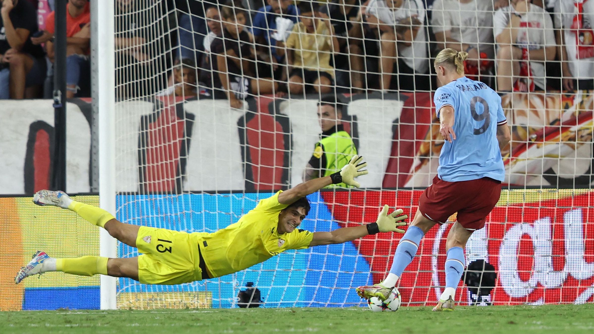 FBL-EUR-C1-SEVILLA-MANCHESTER CITY