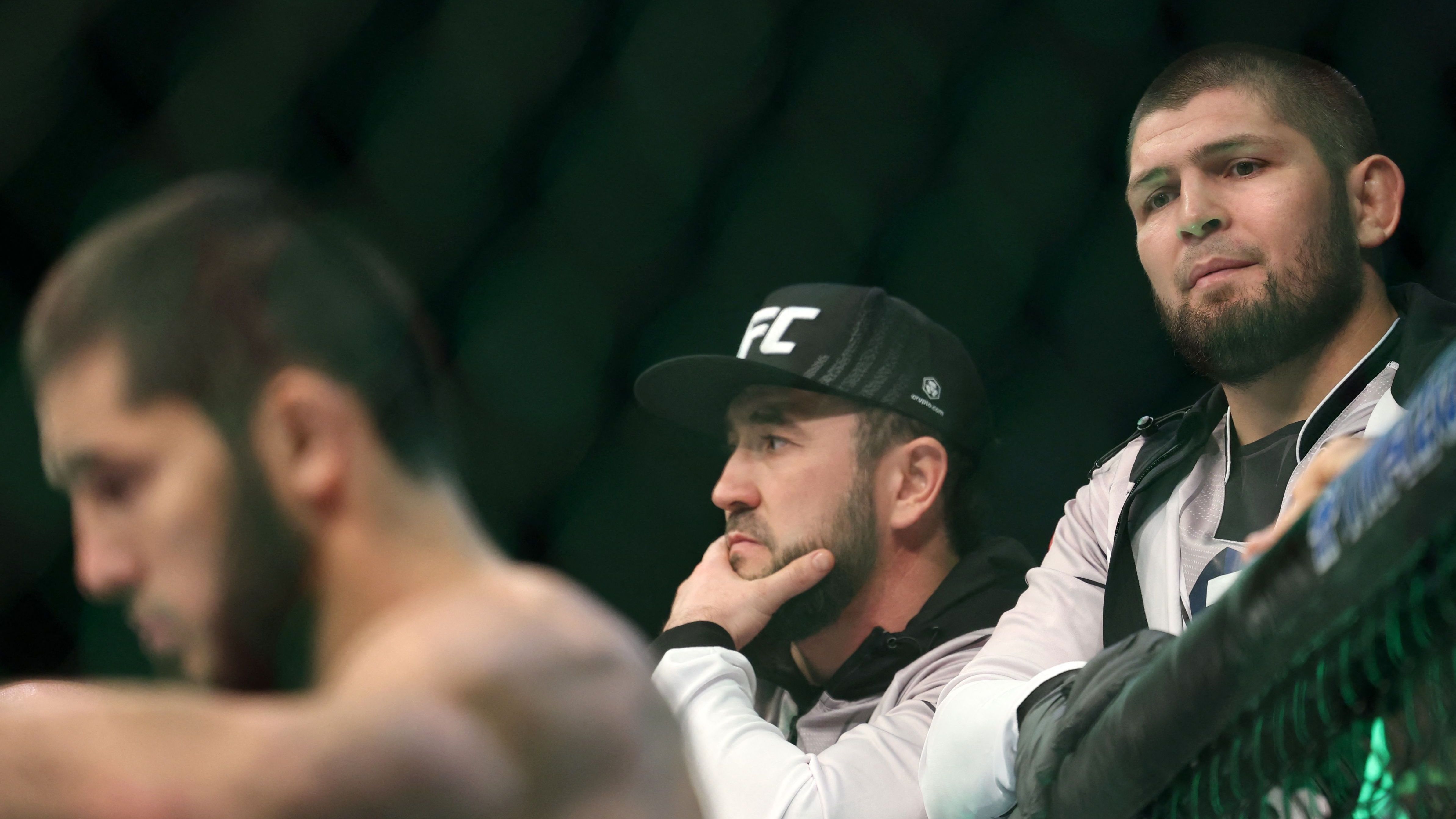 MMA-UFC-UAE-MAKHACHEV-OLIVEIRA