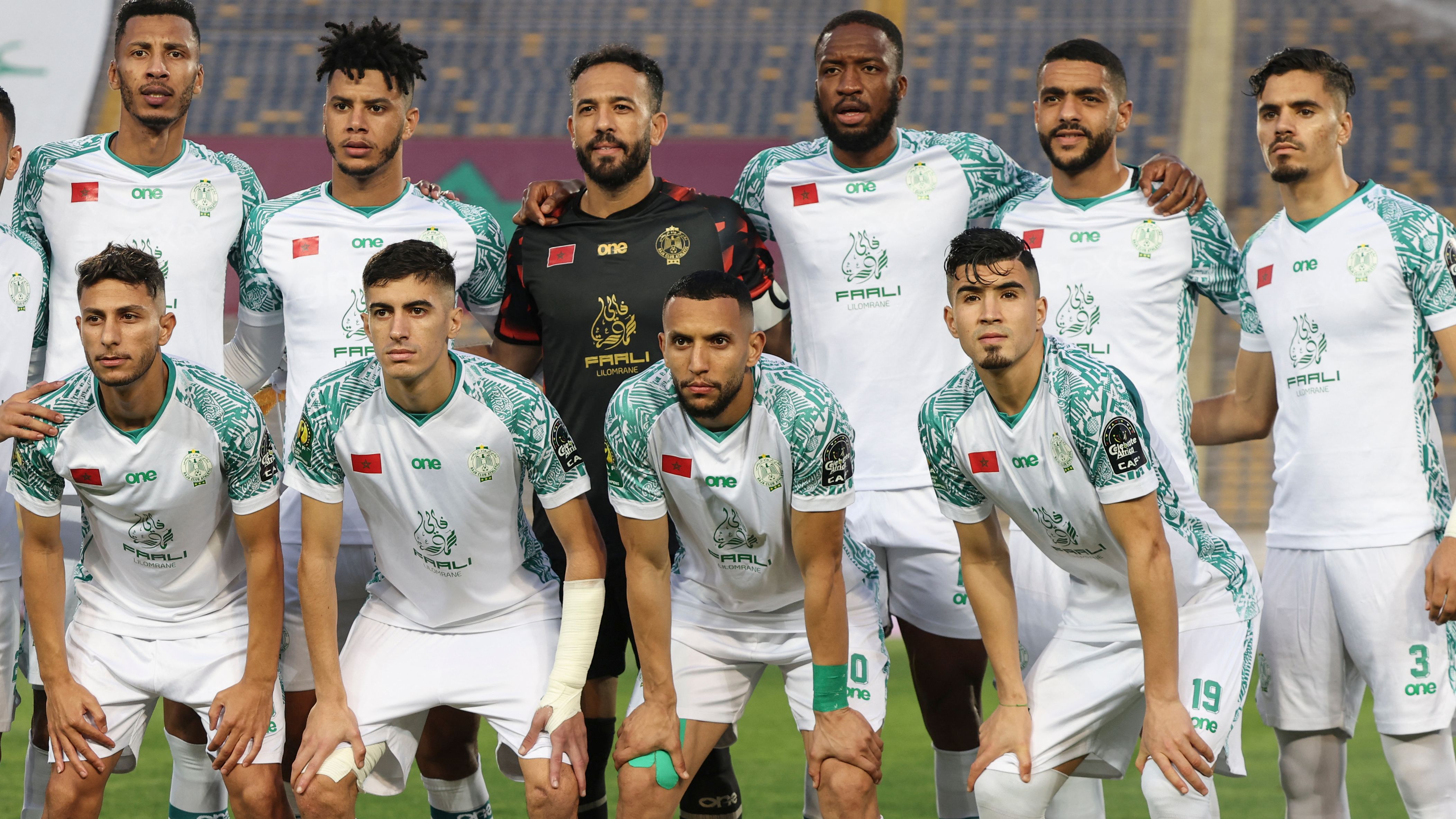 الرجاء البيضاوي يوجه شكوى رسمية بشأن أخطاء تحكيمية في مباراة نهضة بركان
