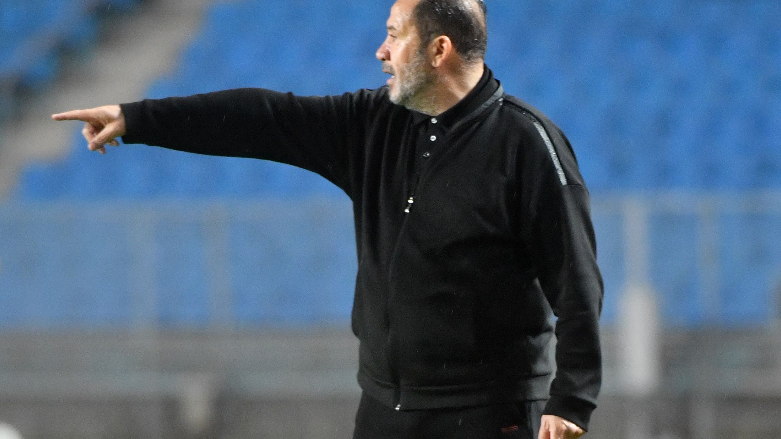 نبيل معلول يستقيل من تدريب شباب بلوزداد الجزائري