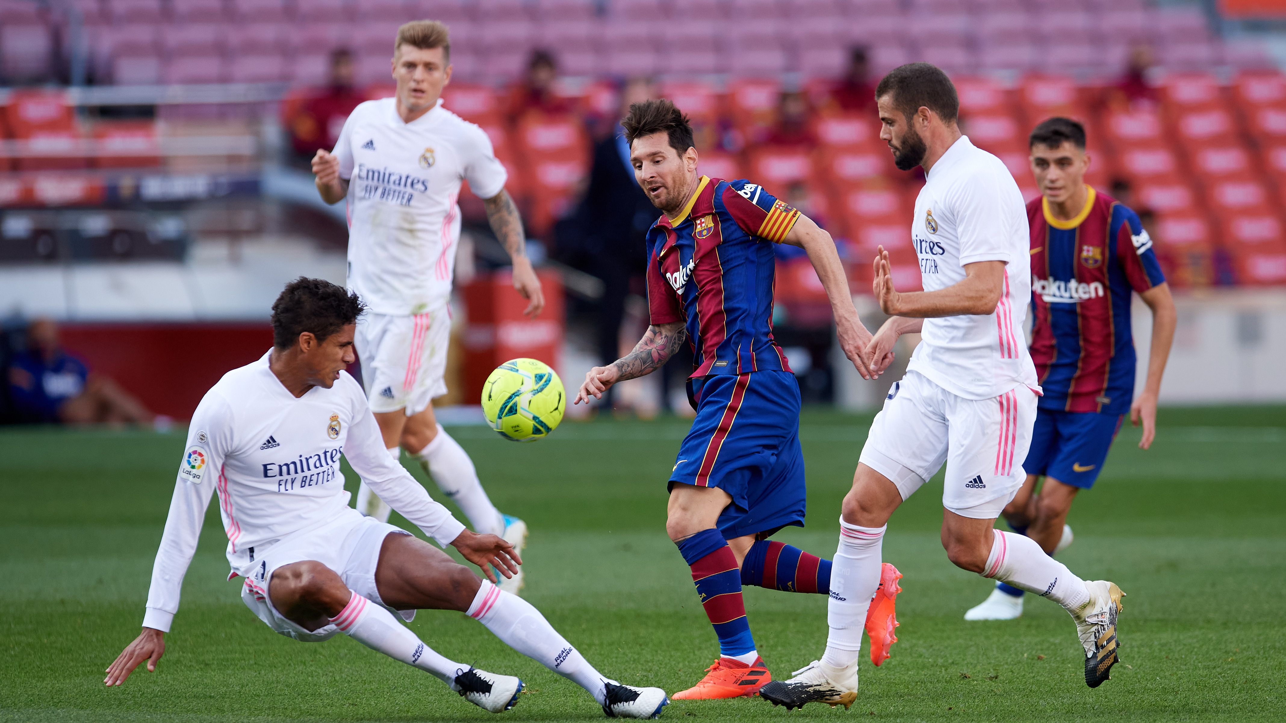 في الكلاسيكو.. ميسي معيار التاريخ ويامال خارج المشهد الأول